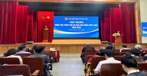 Phòng Thanh tra - Pháp chế tham gia Tập huấn công tác pháp chế và Báo cáo viên pháp luật năm 2025