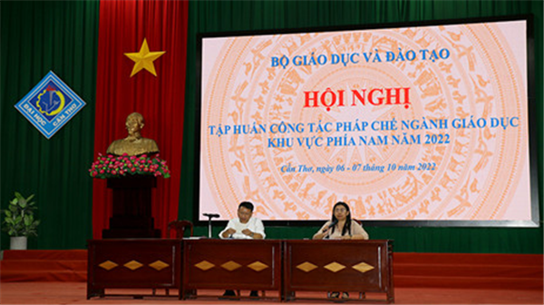 Phòng Thanh tra - Pháp chế tham dự Hội nghị tập huấn công tác pháp chế ngành giáo dục năm 2022